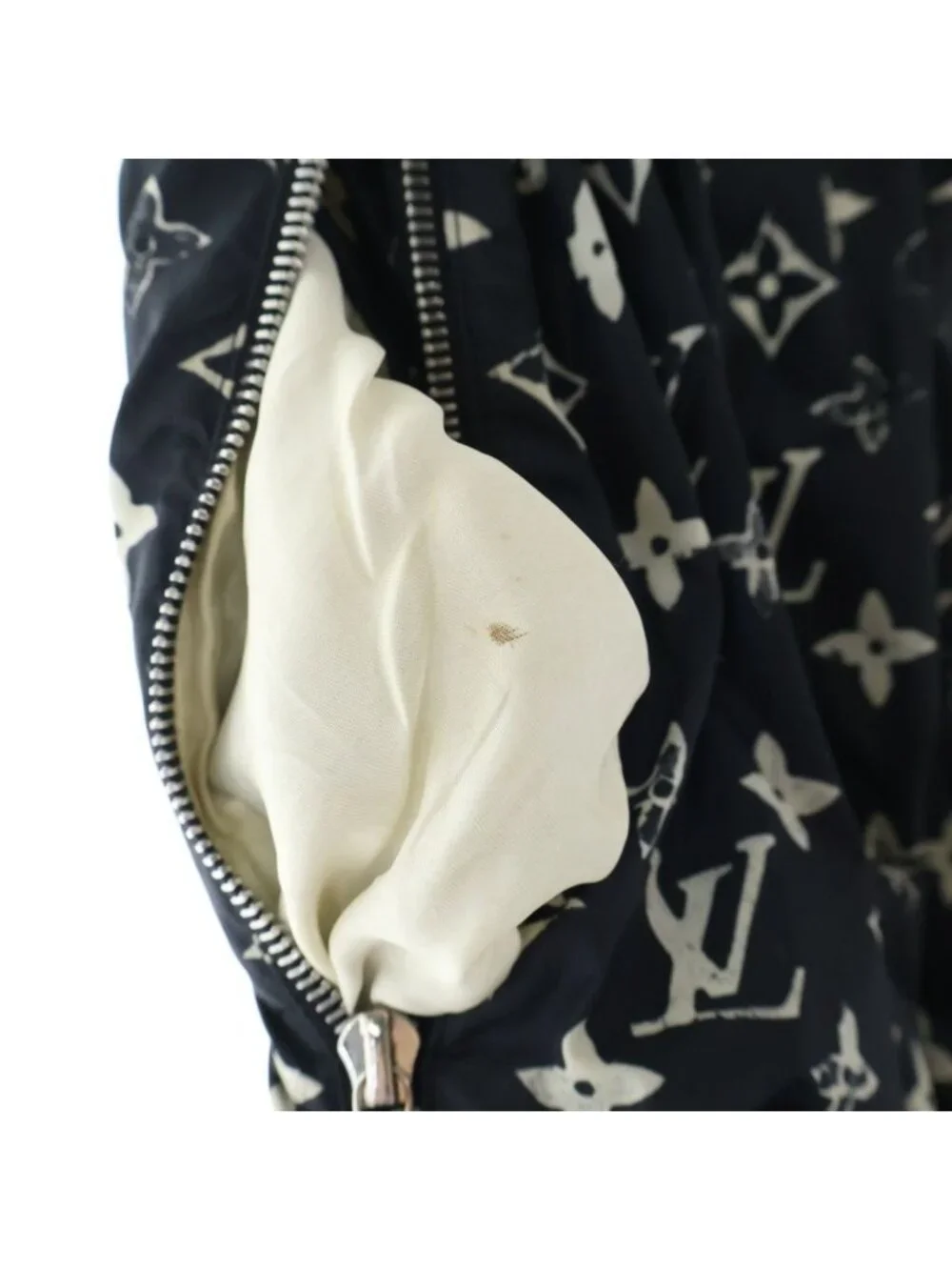 Louis Vuitton 20aw stencil